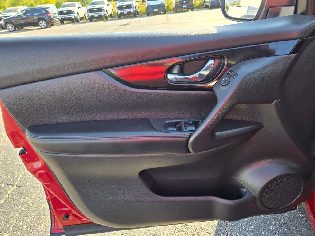 used 2019 Nissan Rogue Sport car, priced at $16,825