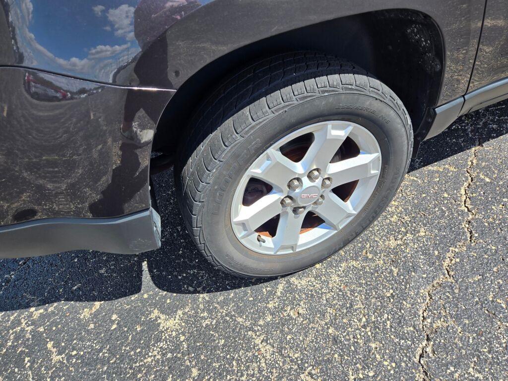 used 2015 GMC Acadia car, priced at $9,500