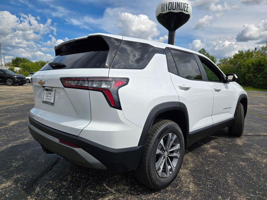 new 2026 Chevrolet Equinox car, priced at $32,495