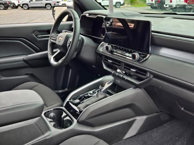 new 2025 Chevrolet Colorado car, priced at $39,641