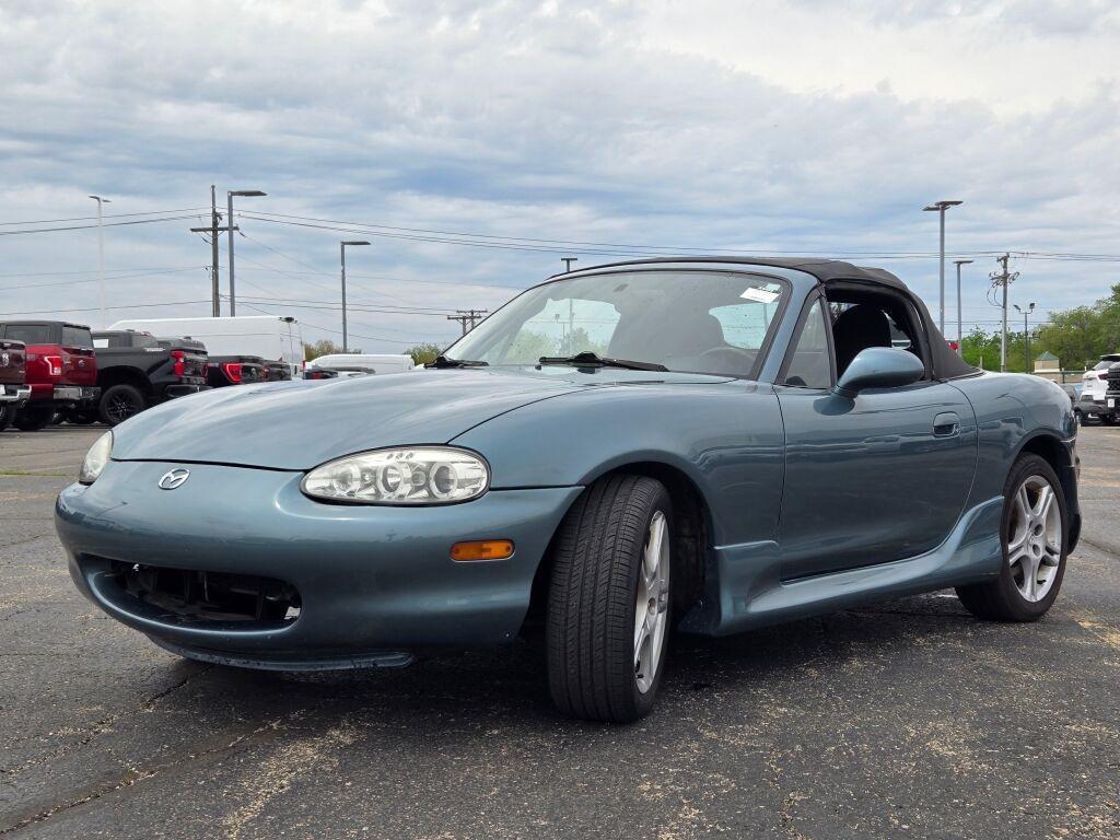 used 2005 Mazda MX-5 Miata car, priced at $8,400