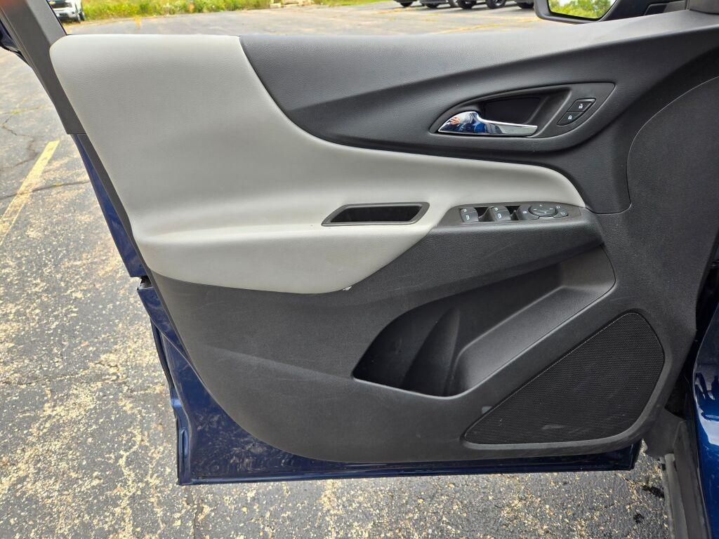 used 2022 Chevrolet Equinox car, priced at $16,725