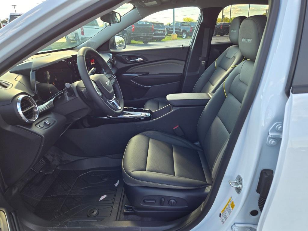 new 2025 Chevrolet Trax car, priced at $24,986
