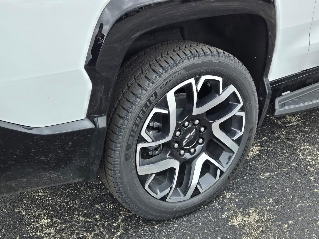 new 2025 Chevrolet Silverado EV car, priced at $90,391