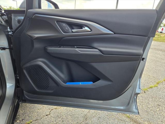 new 2025 Chevrolet Equinox EV car, priced at $33,338