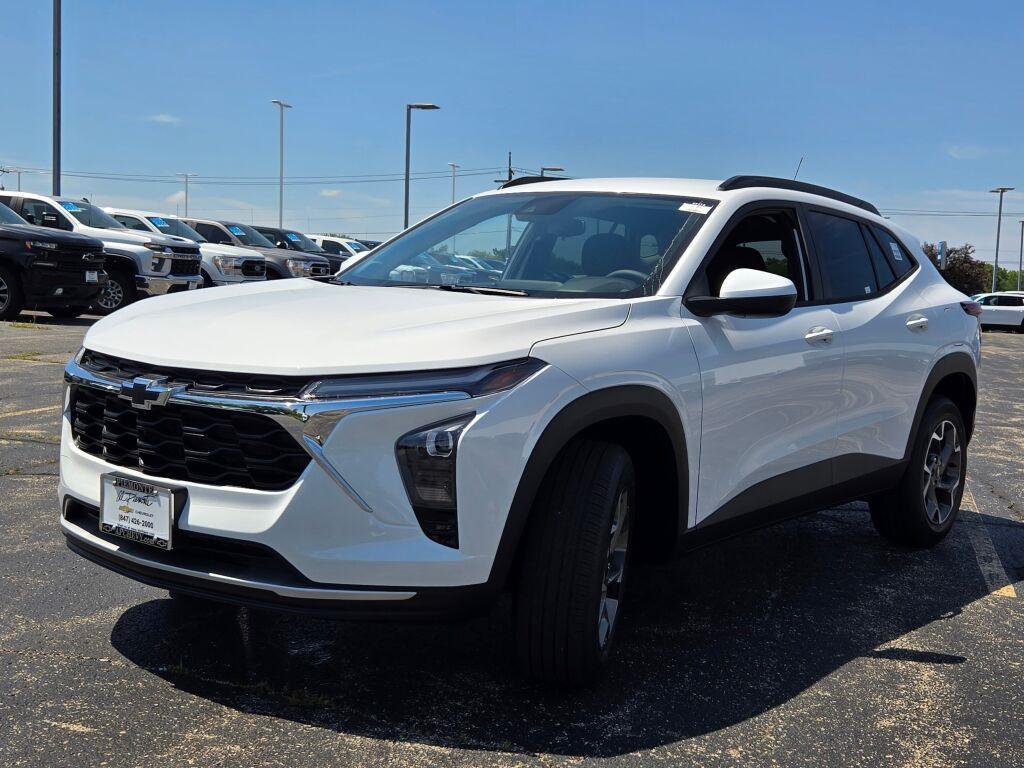 new 2025 Chevrolet Trax car, priced at $23,965