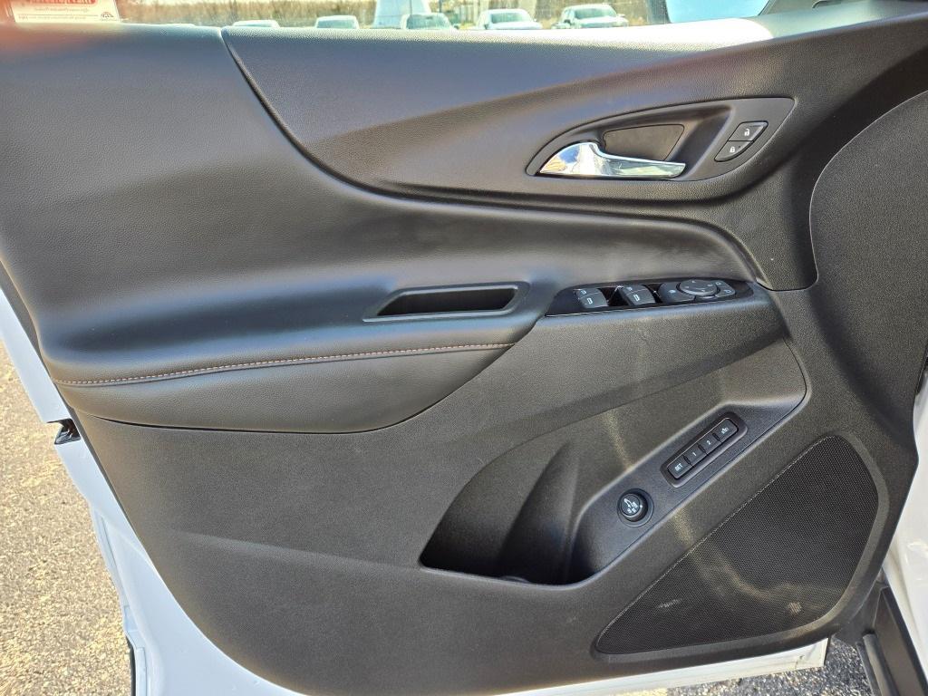 used 2023 Chevrolet Equinox car, priced at $23,650