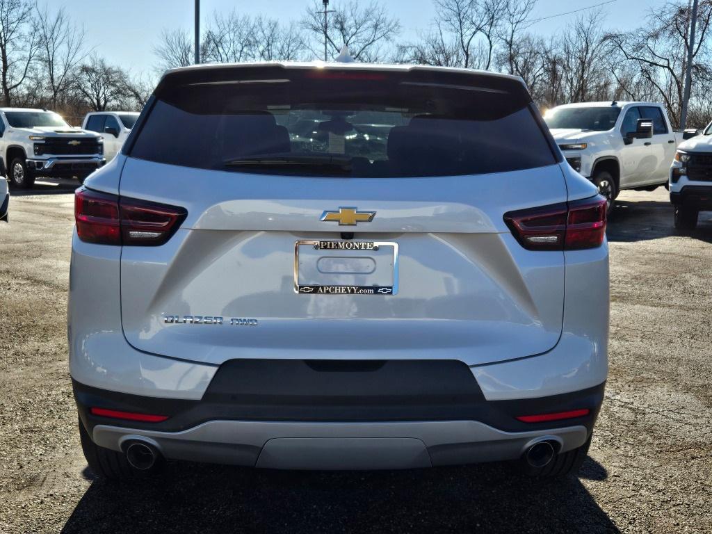 new 2025 Chevrolet Blazer car, priced at $38,618
