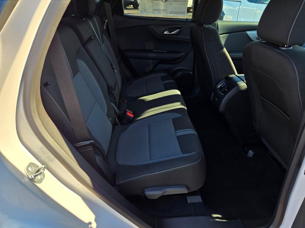 new 2025 Chevrolet Blazer car, priced at $38,618
