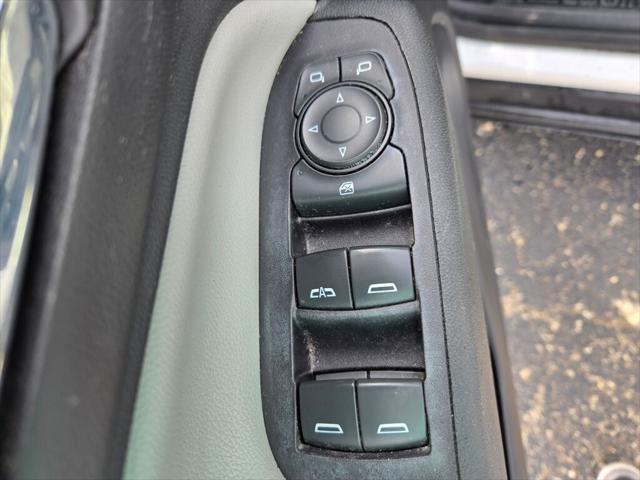 used 2019 Chevrolet Equinox car, priced at $17,300