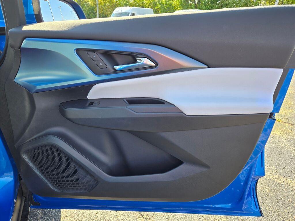 new 2026 Chevrolet Equinox EV car