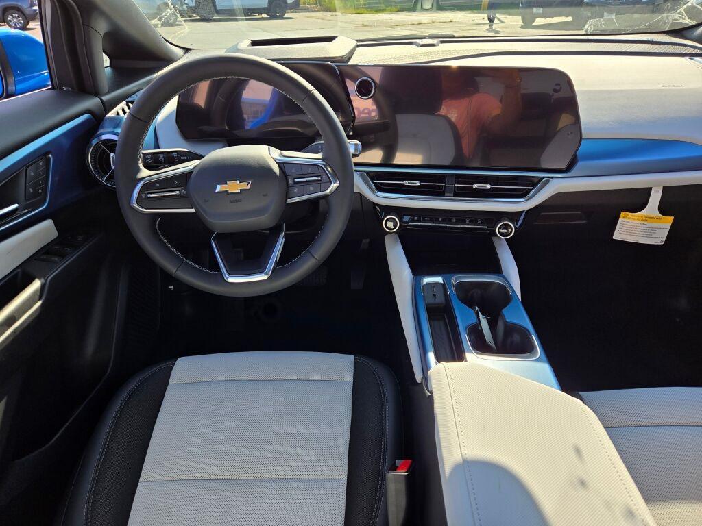 new 2026 Chevrolet Equinox EV car