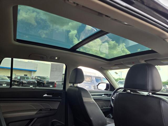 used 2022 Volkswagen Atlas car, priced at $30,500
