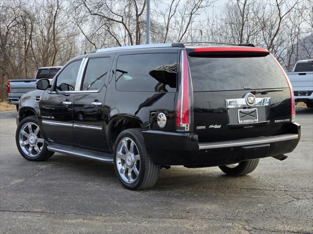 used 2009 Cadillac Escalade ESV car, priced at $10,700