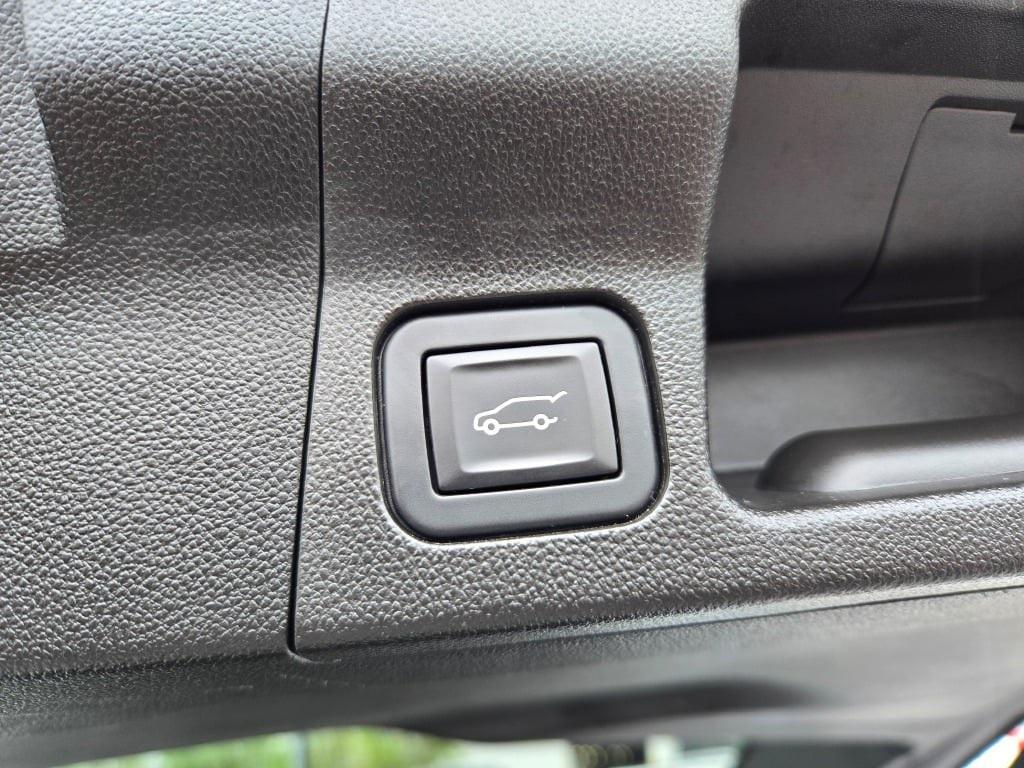 used 2018 GMC Acadia car, priced at $16,950