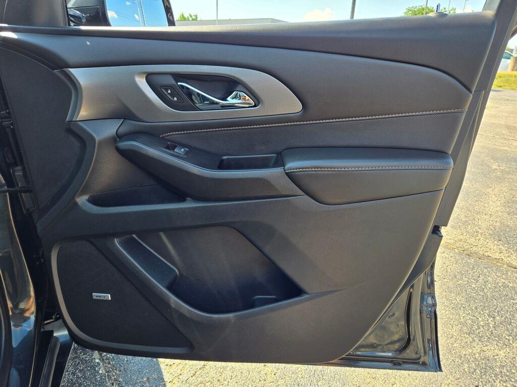 used 2020 Chevrolet Traverse car, priced at $25,350
