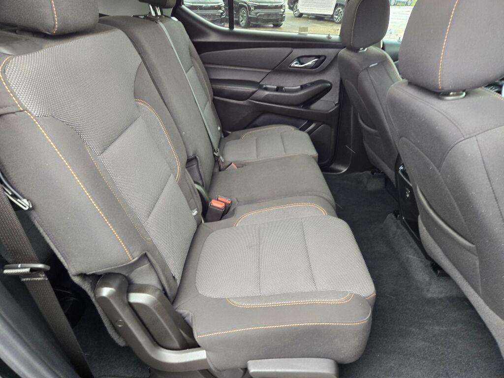 used 2021 Chevrolet Traverse car, priced at $22,850