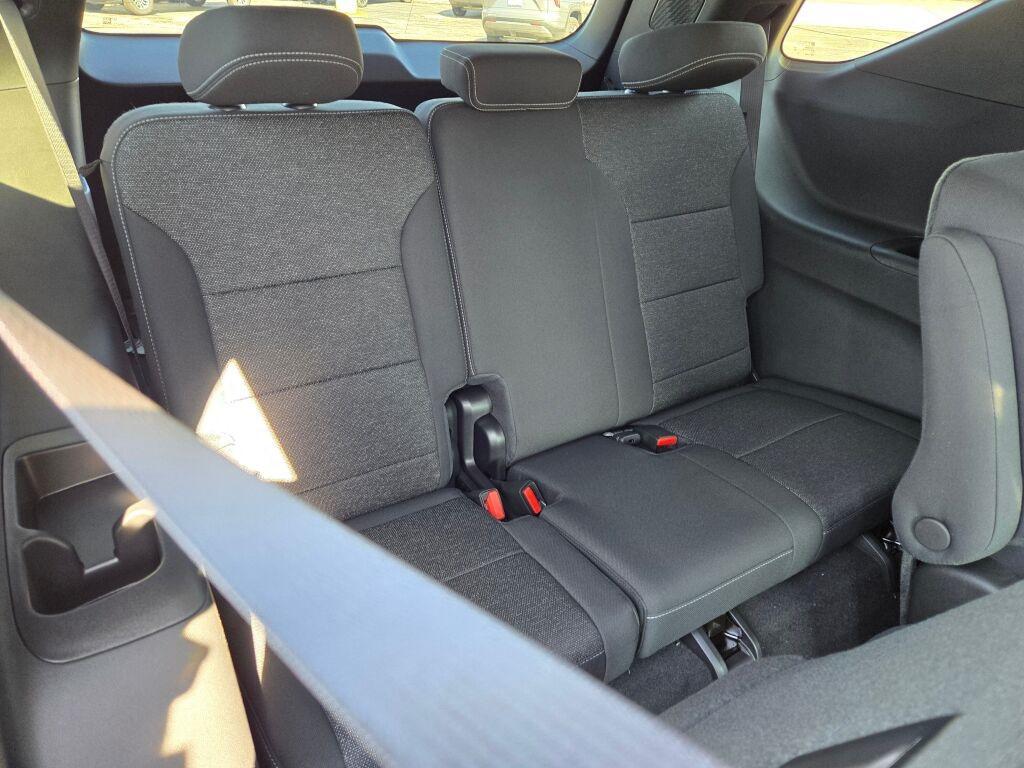 new 2026 Chevrolet Traverse car, priced at $42,695