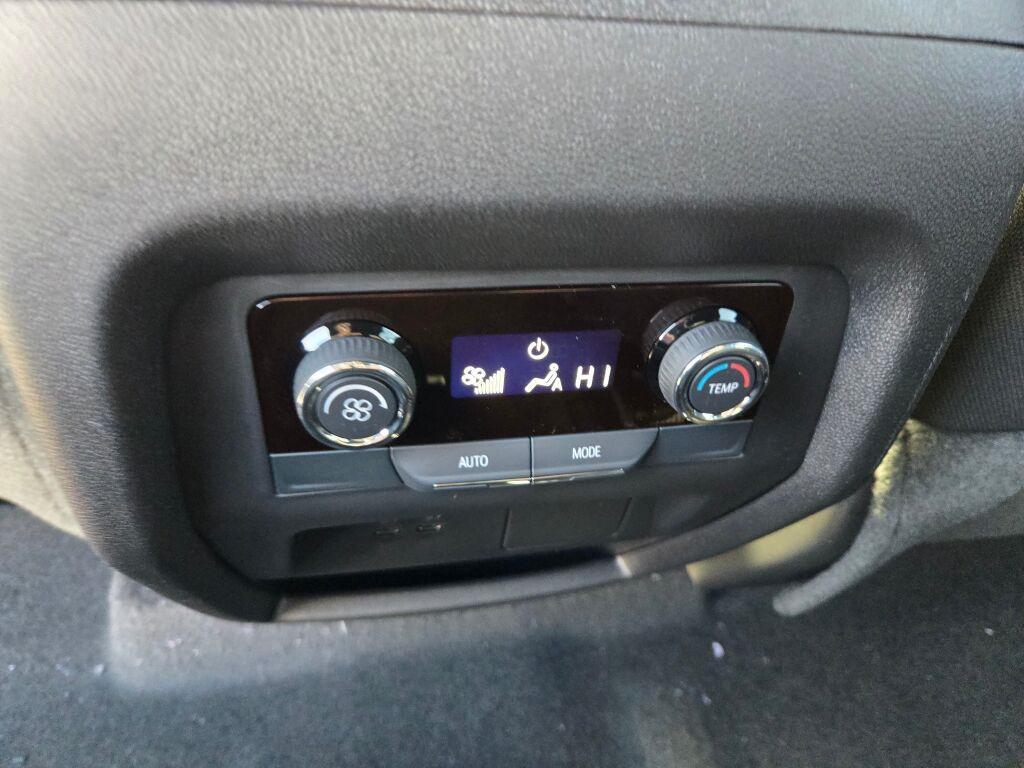 new 2026 Chevrolet Traverse car, priced at $42,695