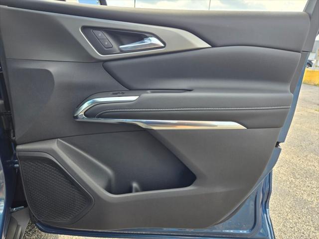 new 2025 Chevrolet Traverse car, priced at $41,695