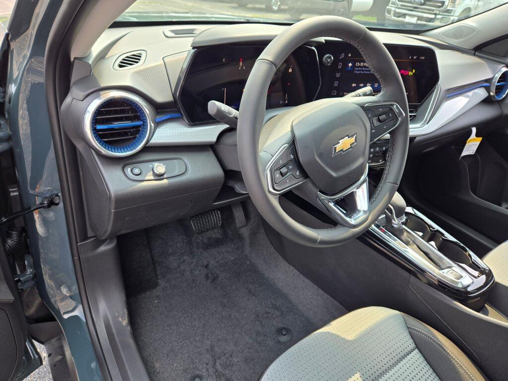 new 2025 Chevrolet Trax car, priced at $24,860