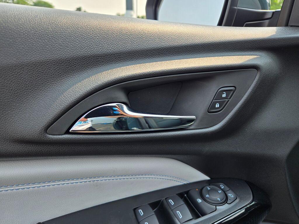 new 2025 Chevrolet Trax car, priced at $24,860