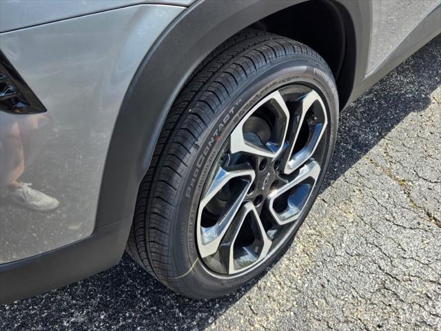 new 2025 Chevrolet Trax car, priced at $26,690