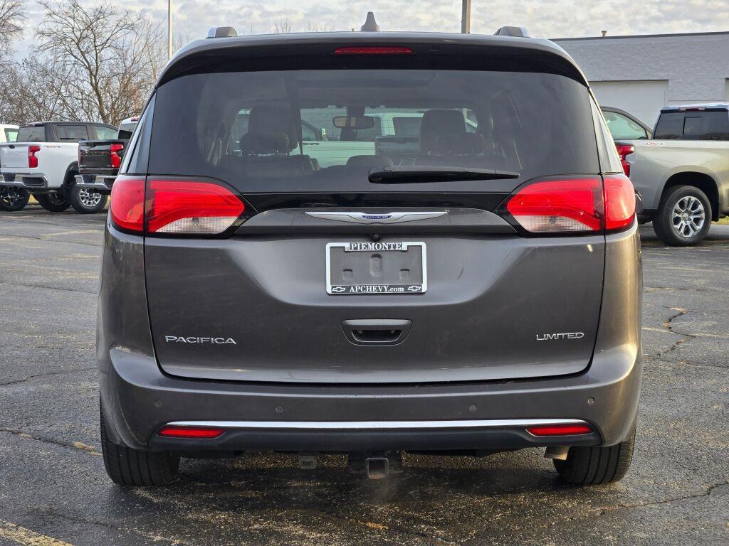 used 2019 Chrysler Pacifica car, priced at $18,650
