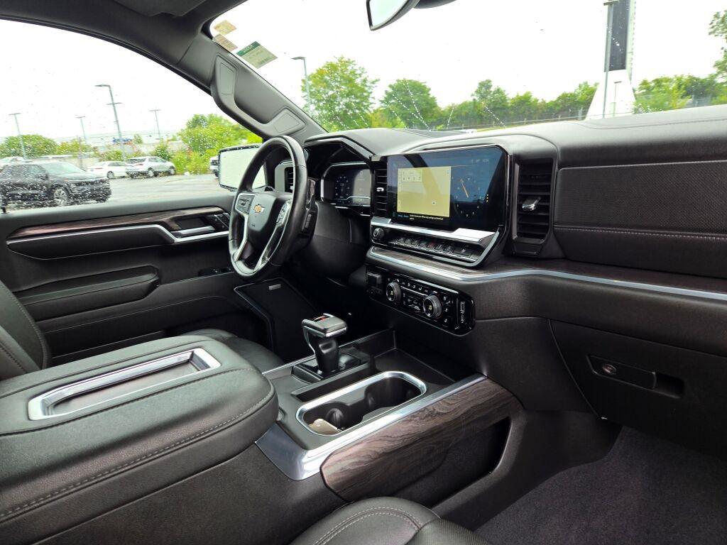 used 2022 Chevrolet Silverado 1500 car, priced at $41,950
