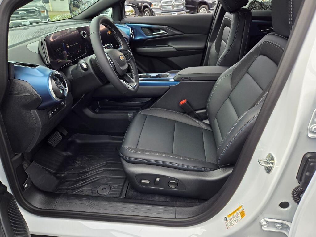 new 2026 Chevrolet Equinox EV car, priced at $40,965