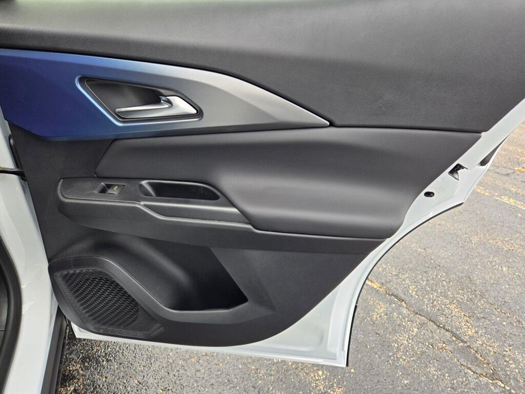 new 2026 Chevrolet Equinox EV car, priced at $40,965