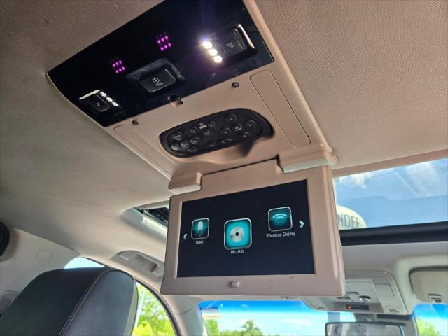 used 2018 GMC Yukon XL car, priced at $30,923