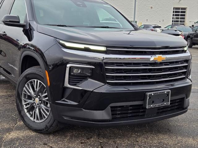 new 2025 Chevrolet Traverse car, priced at $41,995