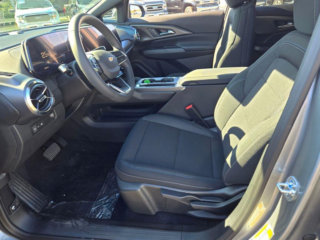 new 2026 Chevrolet Equinox EV car, priced at $35,770