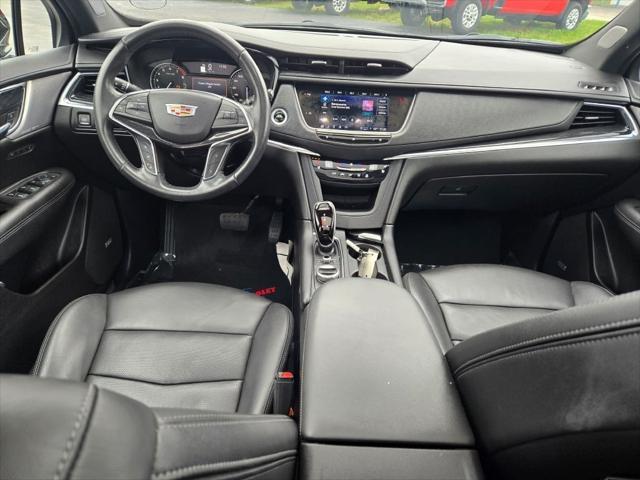 used 2021 Cadillac XT5 car, priced at $28,500