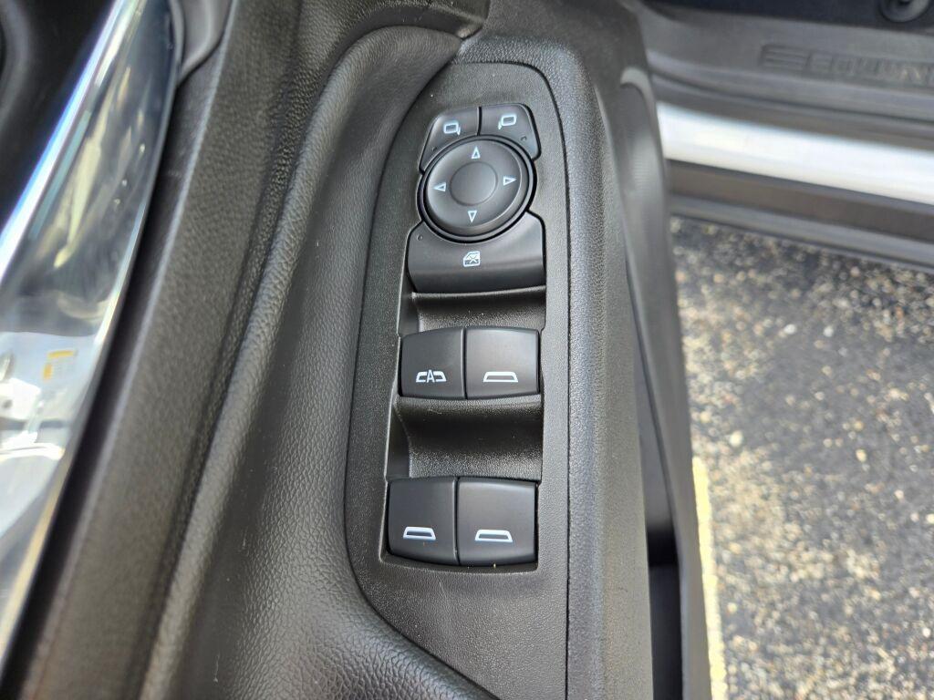 used 2022 Chevrolet Equinox car, priced at $19,950