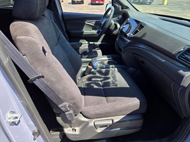 used 2022 Honda Pilot car, priced at $30,550