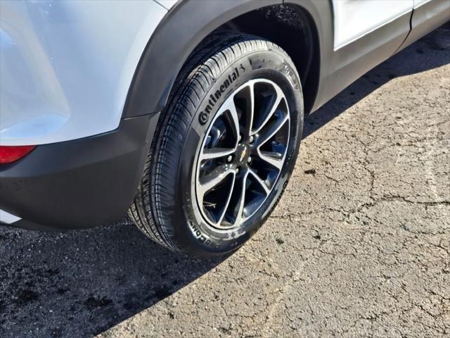 new 2025 Chevrolet TrailBlazer car, priced at $23,874