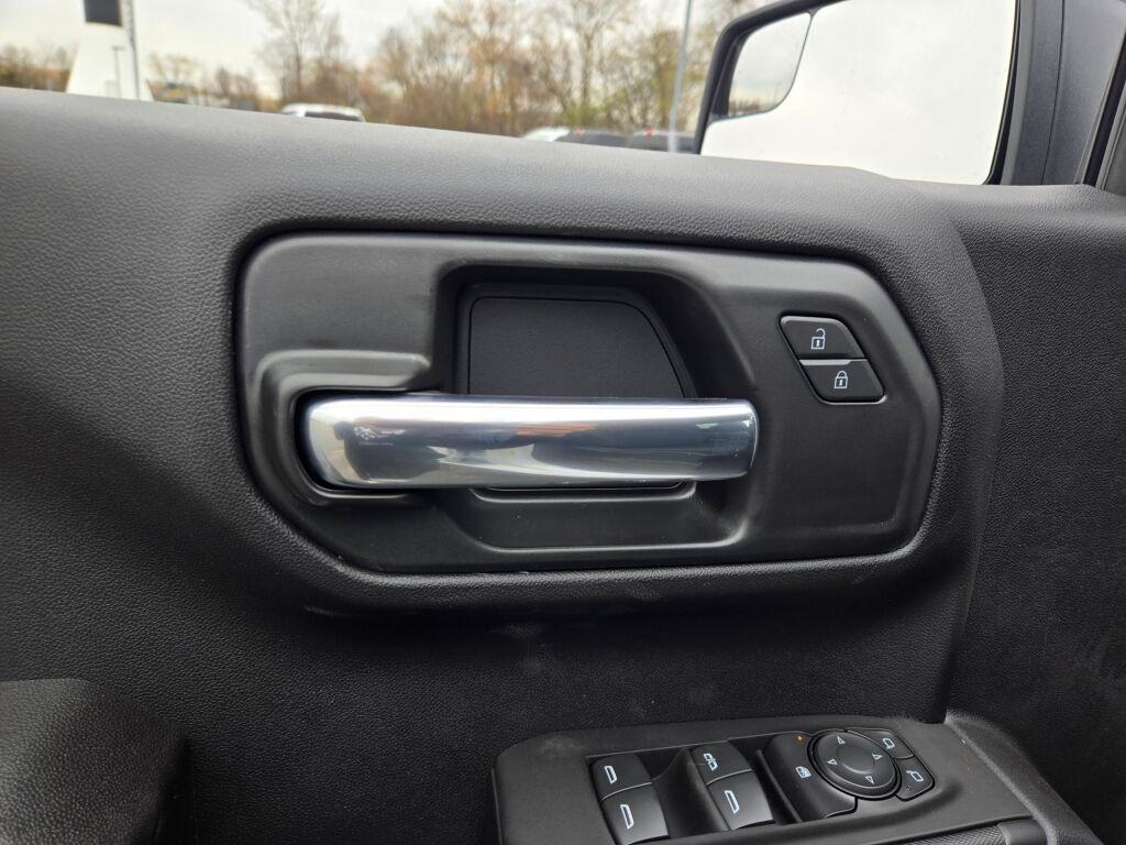 new 2025 Chevrolet Silverado 1500 car, priced at $37,395