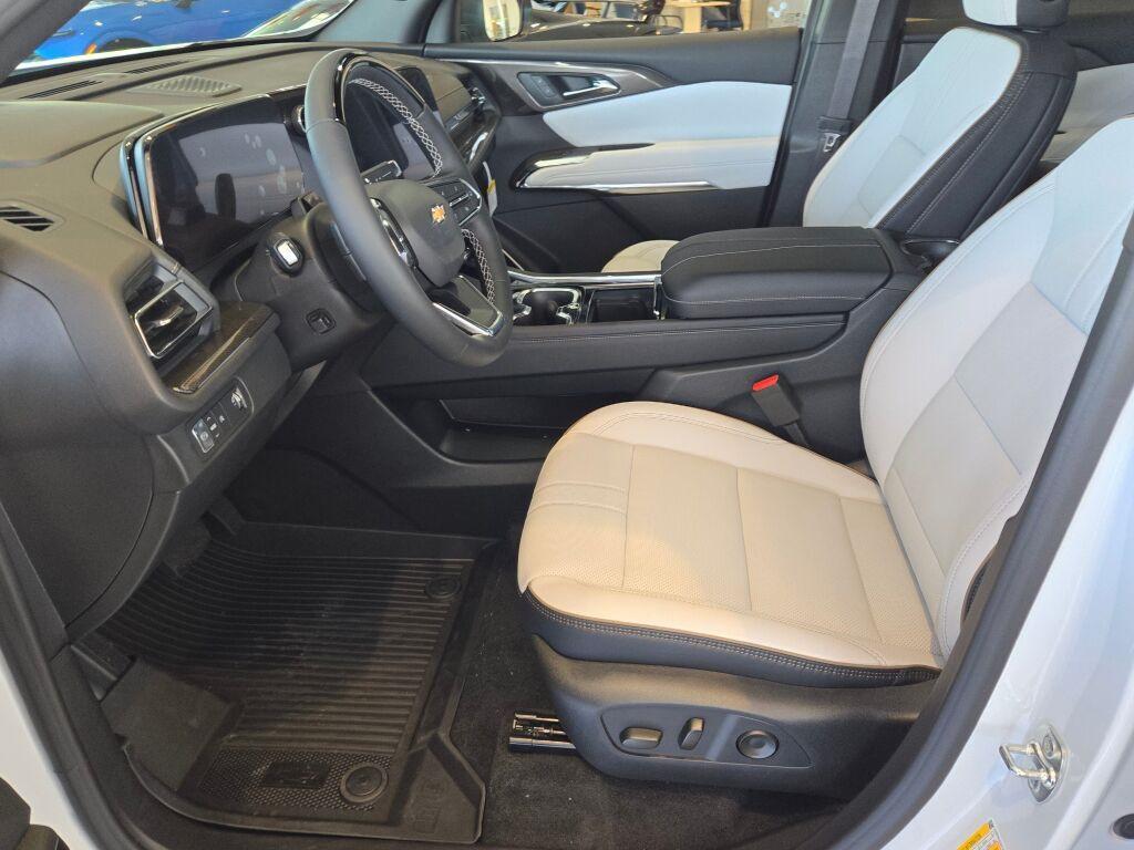 new 2026 Chevrolet Traverse car, priced at $59,139