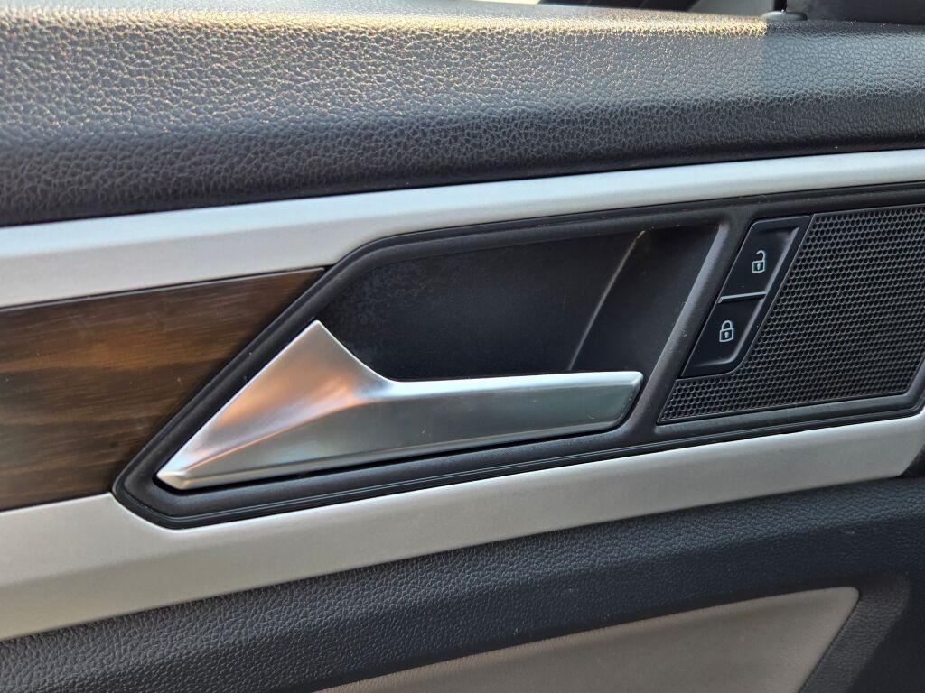 used 2021 Volkswagen Atlas car, priced at $23,650