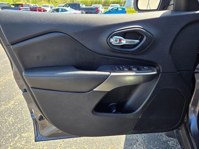 used 2019 Jeep Cherokee car, priced at $15,850