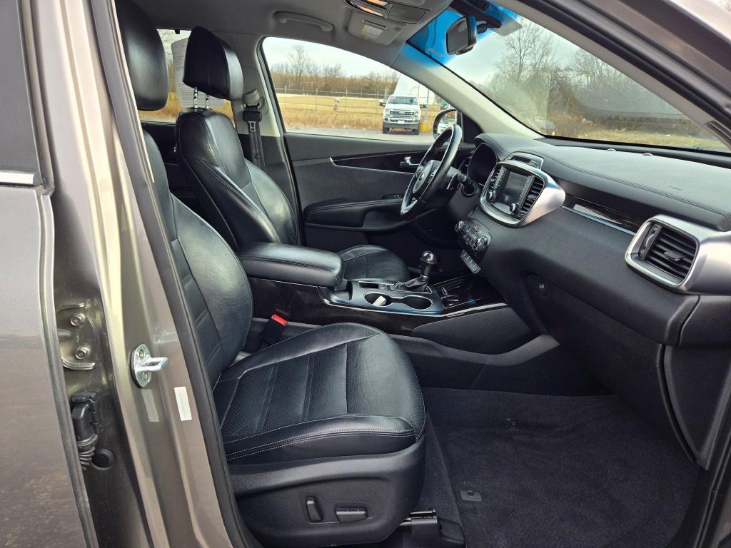 used 2017 Kia Sorento car, priced at $11,900