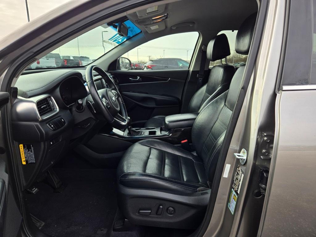 used 2017 Kia Sorento car, priced at $11,900