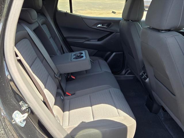 new 2025 Chevrolet Equinox car, priced at $30,014