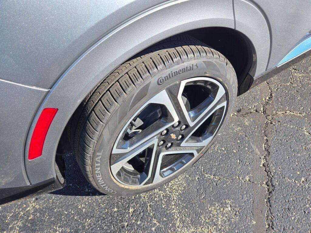 new 2026 Chevrolet Equinox EV car, priced at $44,065