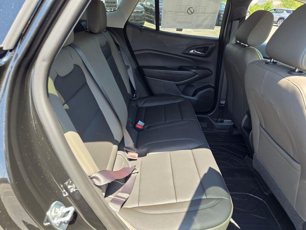 new 2025 Chevrolet Trax car, priced at $24,930