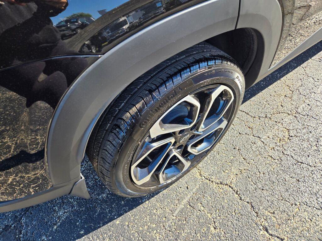 used 2025 Chevrolet Trax car, priced at $24,700