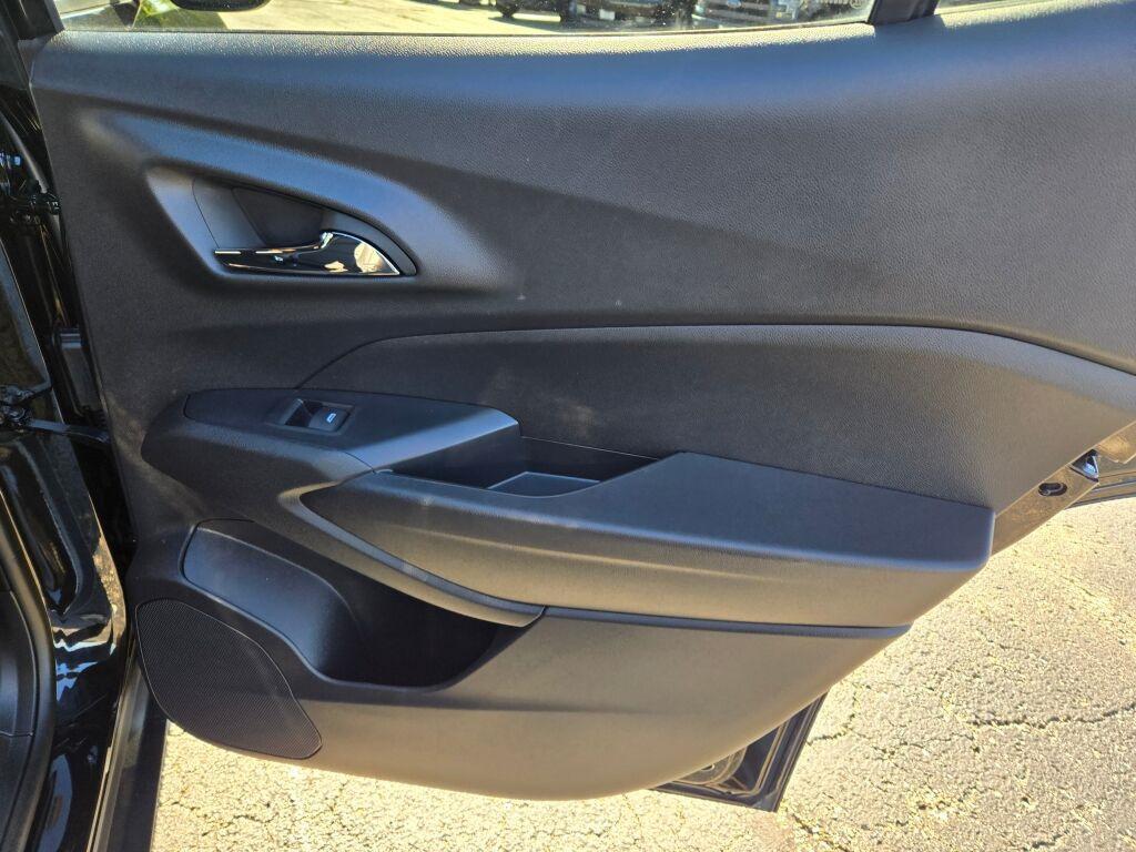 used 2025 Chevrolet Trax car, priced at $24,700