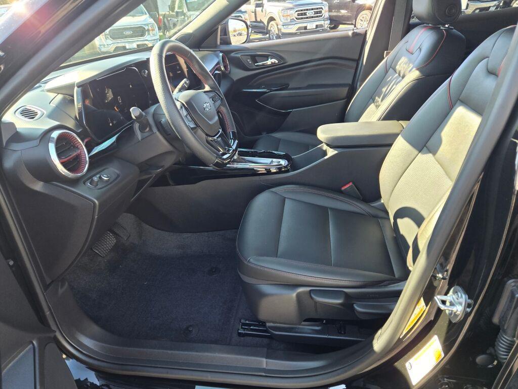 used 2025 Chevrolet Trax car, priced at $24,700